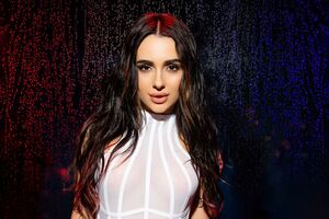 Трінчер: Кохання ніколи не повинно бути болем чи маніпуляцією