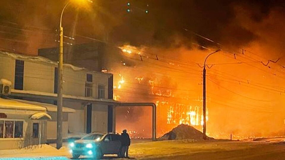 У Новосибірську згорів склад