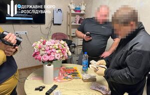 По предварительным данным правоохранителей, фигурант, предположительно, мог нанести государству 3 млн грн ущерба