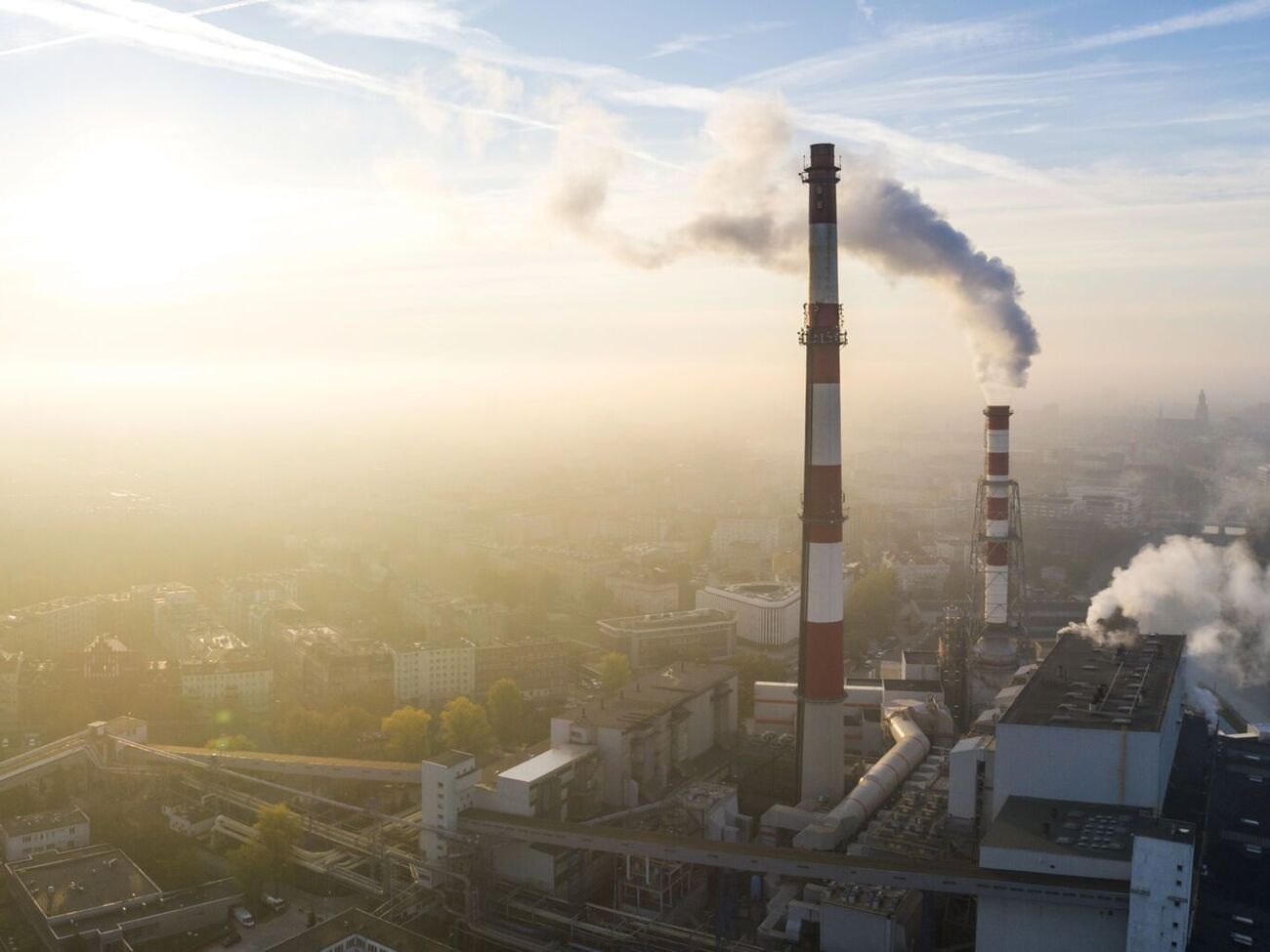 ДТЭК ремонтирует электростанции после обстрелов РФ