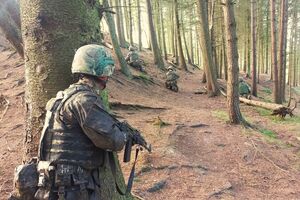 По словам Бажана, за прошедшие сутки потерь среди гражданского населения и повреждений гражданской инфраструктуры обнаружено не было