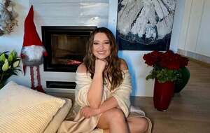 Русскоязычную версию песни "Я танцевала" Могилевская выпустила в 2017 году