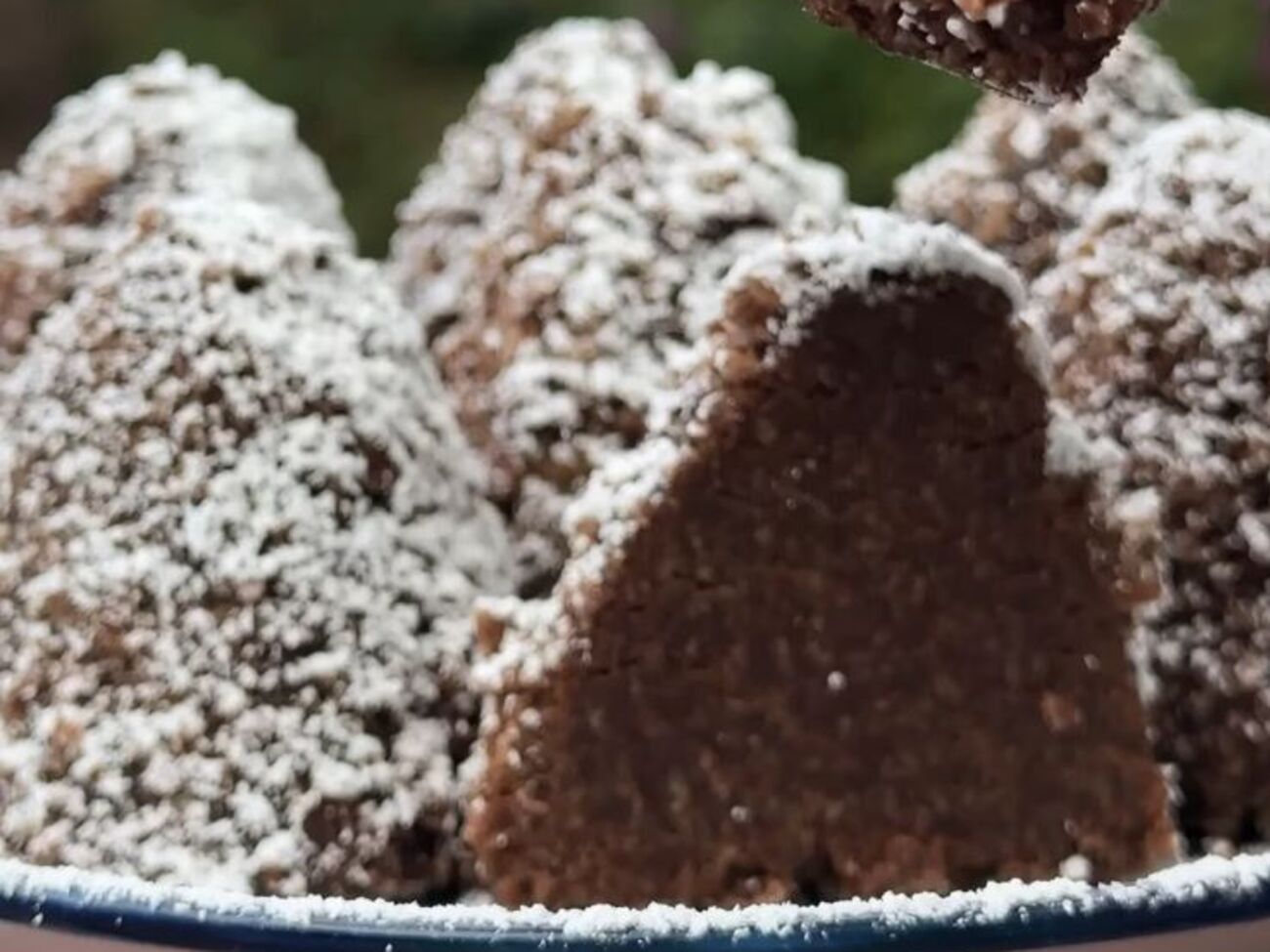 Готові тістечка потрібно потримати в холодильнику