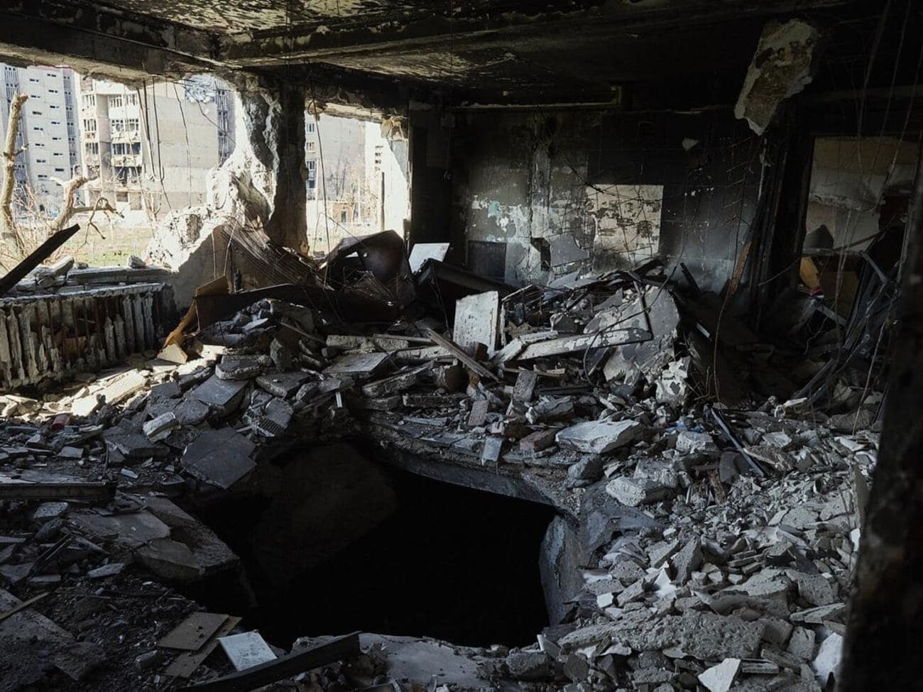 Сили оборони покинули зруйновані позиції