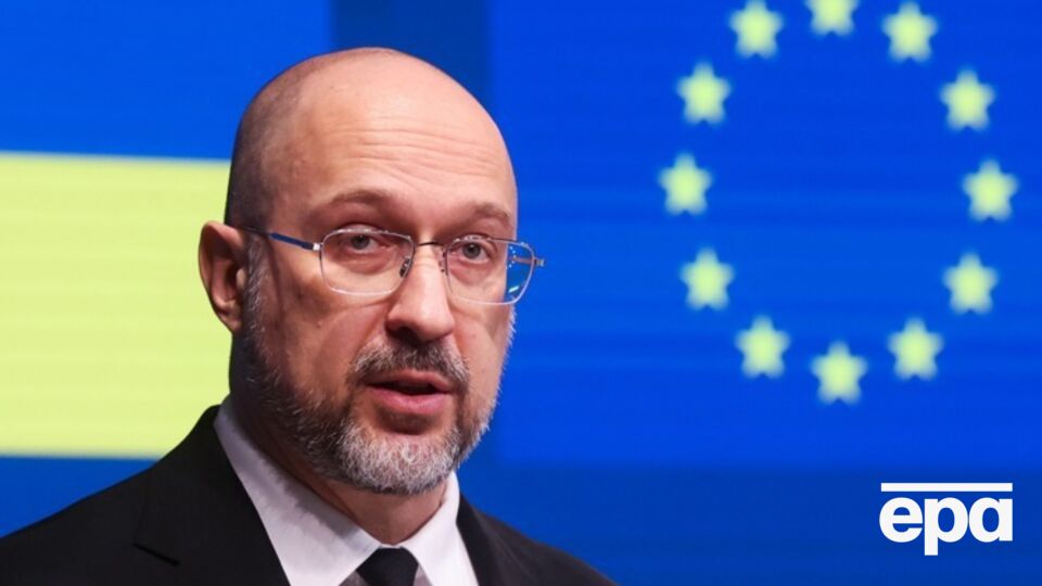 О первых шагах по введению комплексного пакета "Зимової підтримки" для украинских семей Шмыгаль сообщал в ноябре