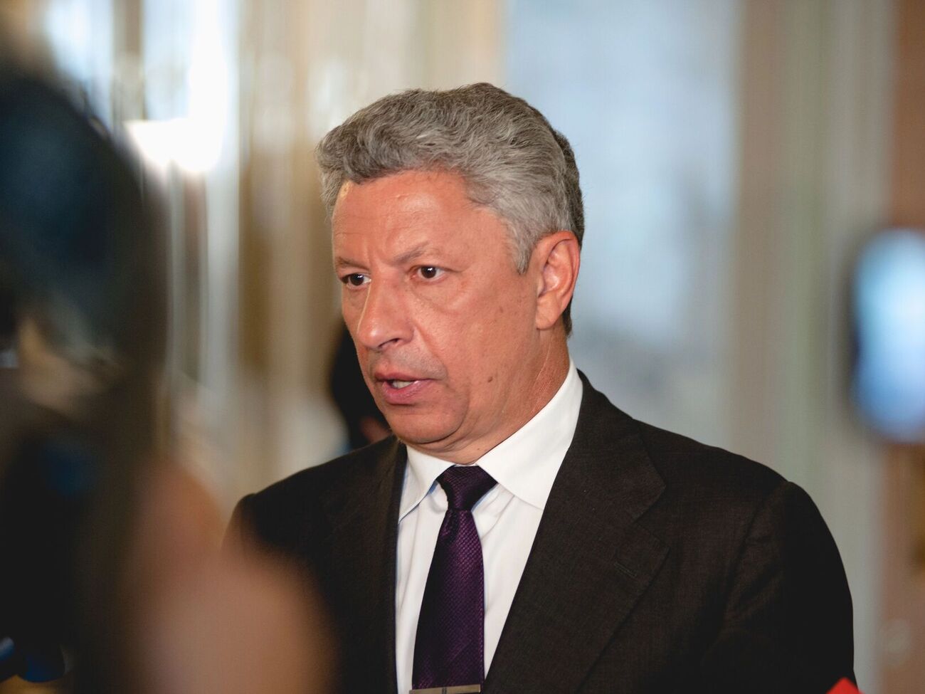 Нардеп призвал других политиков "объединять страну и людей"