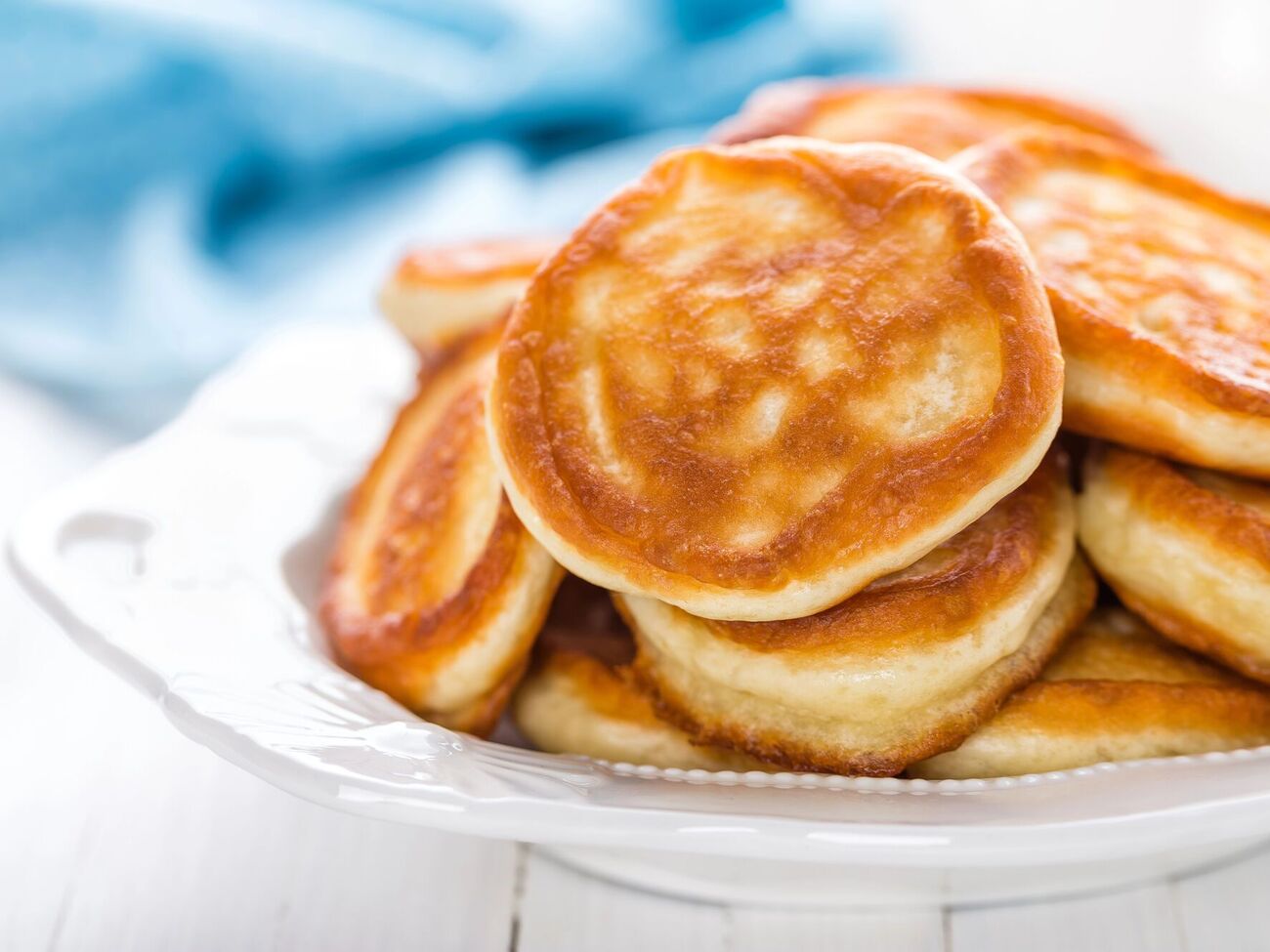 Если следовать рекомендации, то ваши оладьи не будут опадать