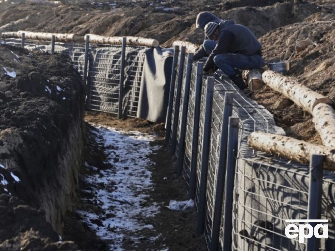 Главком также посоветовал Государственной специальной службе транспорта ускорить работу