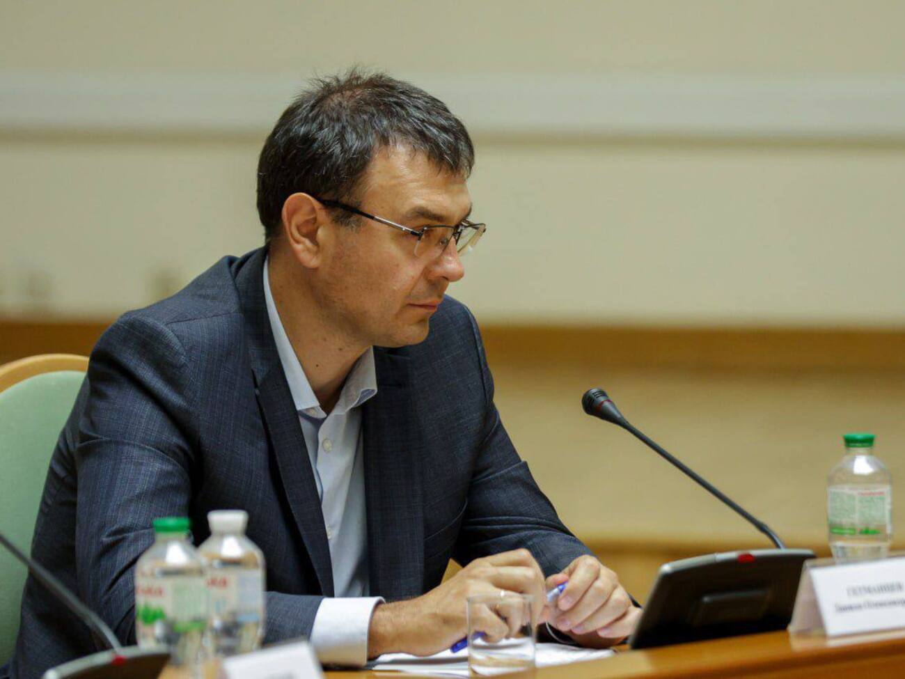 Гетманцев хочет декриминализировать распространение порнографического контента