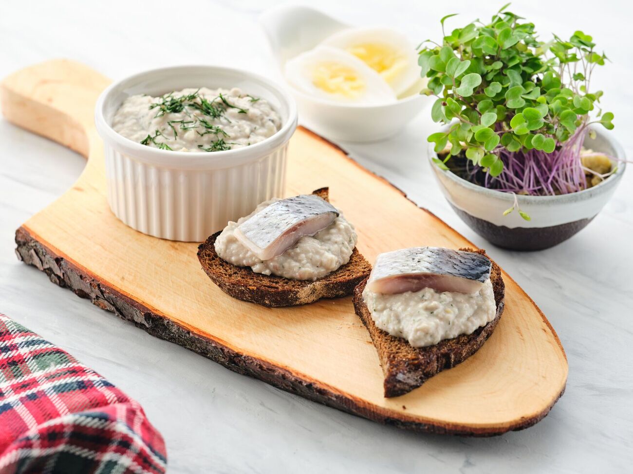 Намазка смакуватиме з підсушеним хлібом