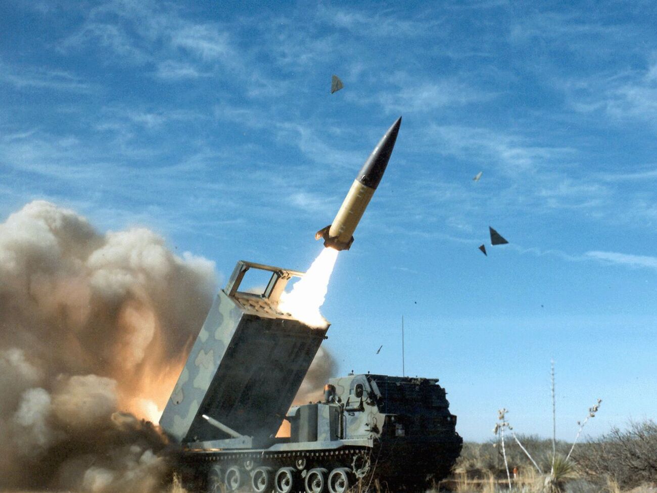 Російські пабліки пишуть, що атака була із застосуванням ракет ATACMS