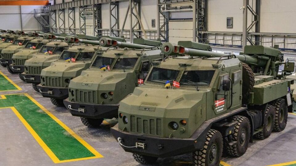 У пакет входять бойові машини піхоти CV90