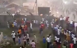 СМИ пишут, что давку спровоцировало решение судьи