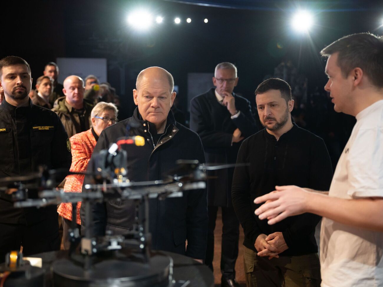 Зеленский и Шольц посмотрели на "умные" беспилотные системы