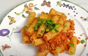 Для підливи знадобиться зокрема й томатне пюре