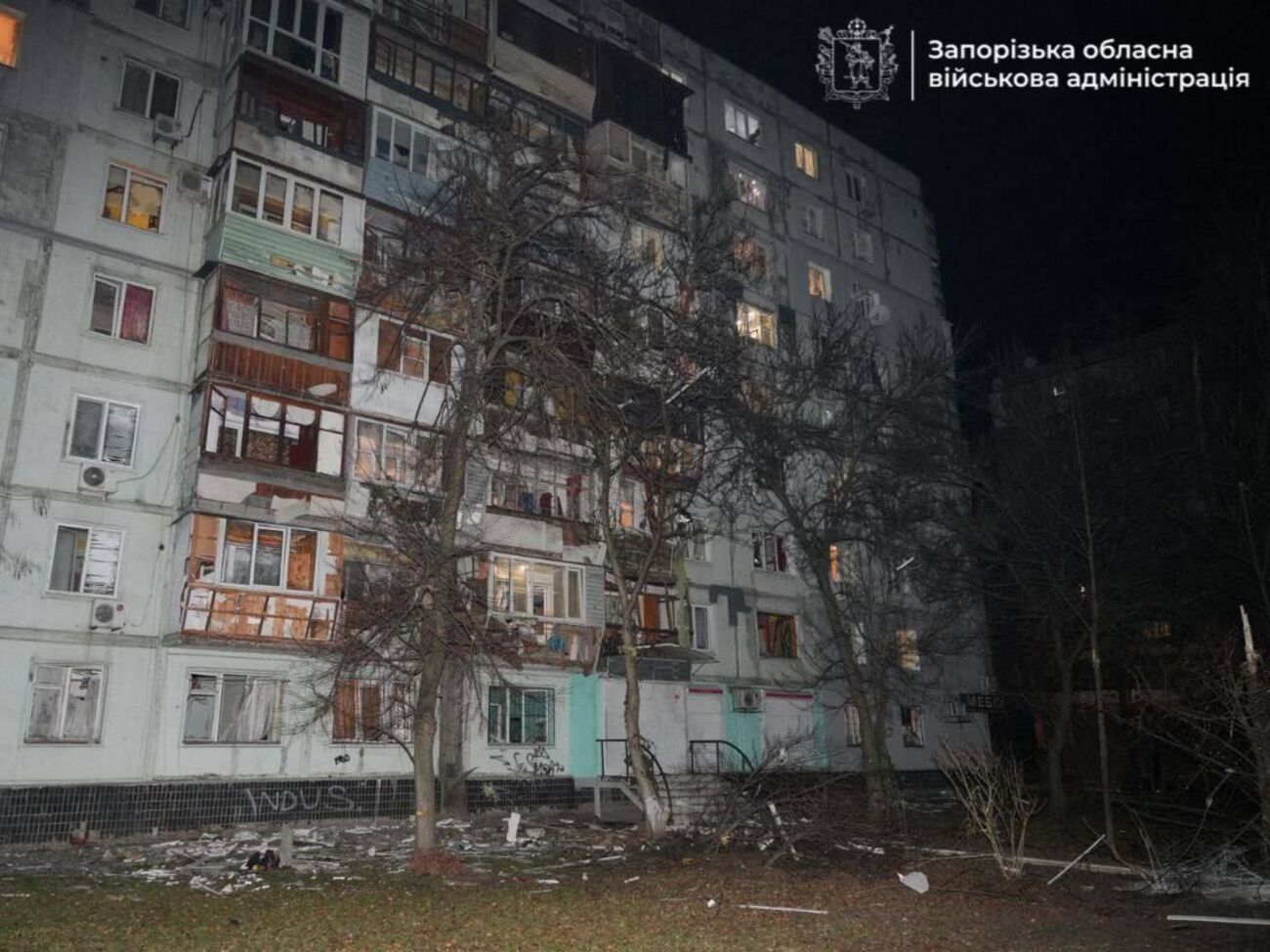Взрывной волной выбило окна в девятиэтажке