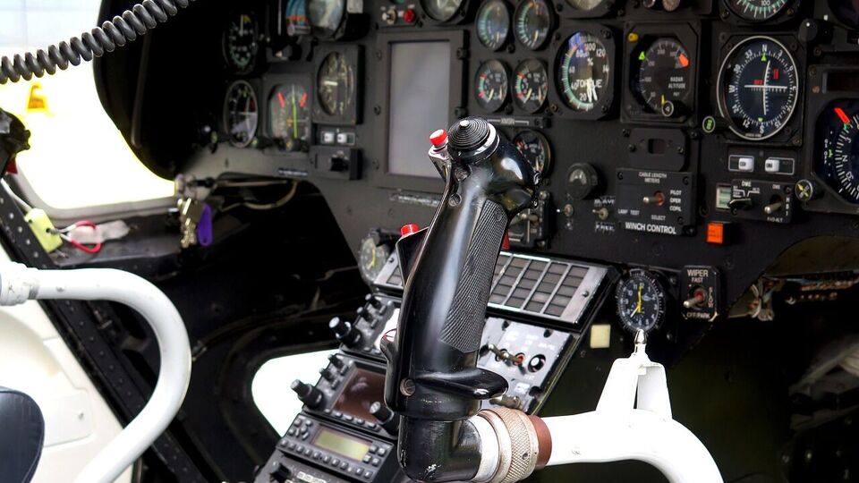 Вертолет разбился во время взлета