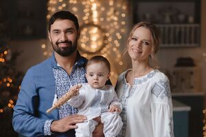 Козловский женился на Бакуменко в декабре прошлого года, а спустя два месяца после этого у них родился первенец