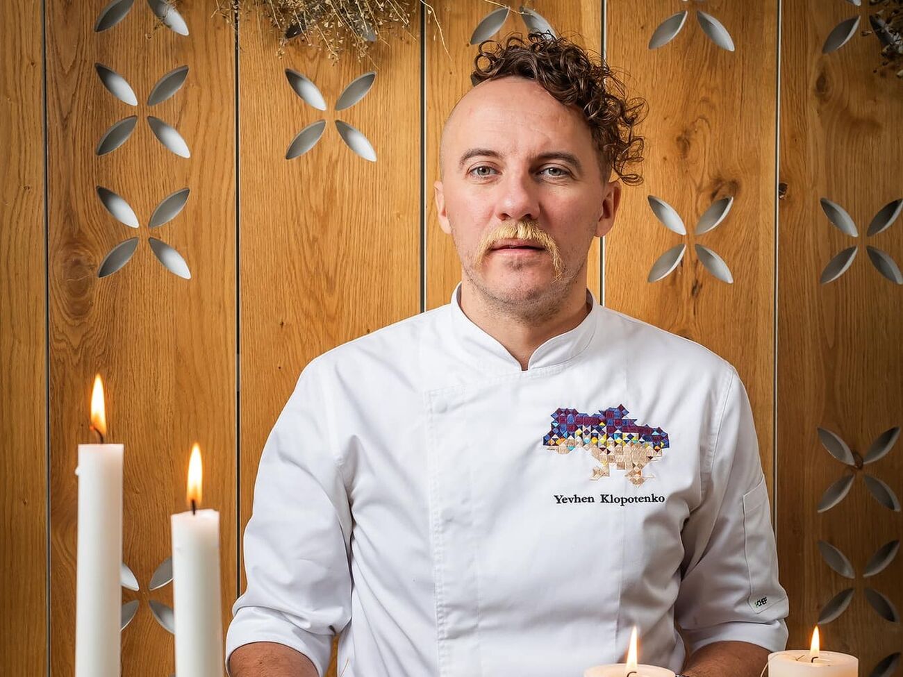 Клопотенко: Туристы сюда не приедут, потому что у нас война в стране