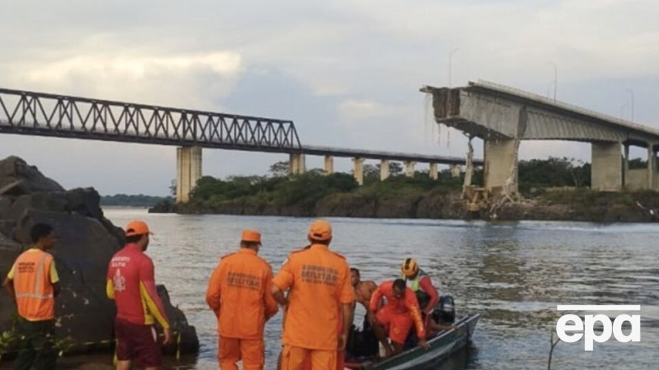 Мост был построен в 1960-е годы