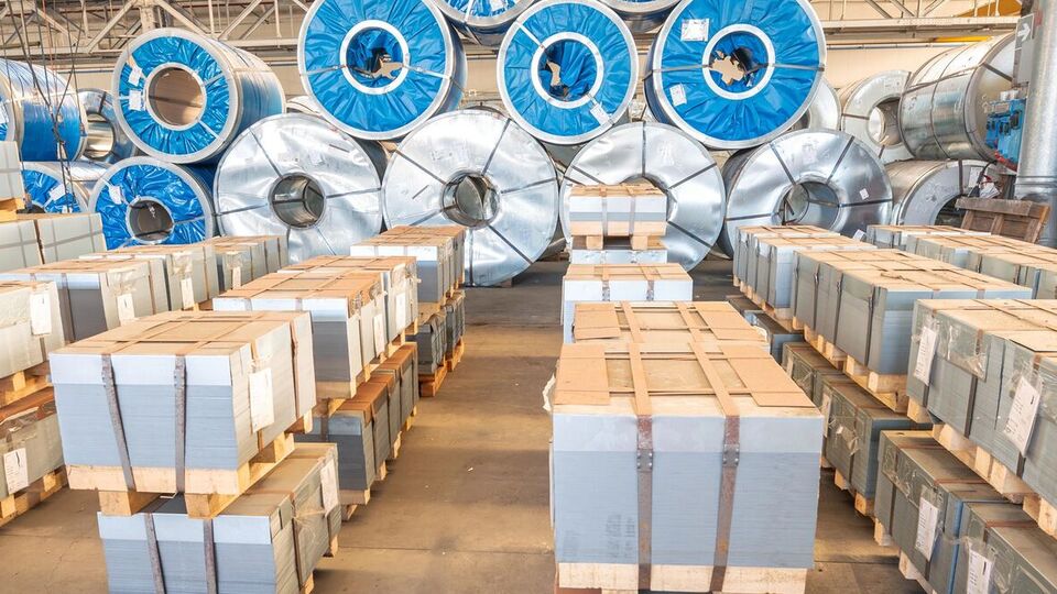 Російські мільярдери продовжують торгівлю з ЄС в обхід санкцій