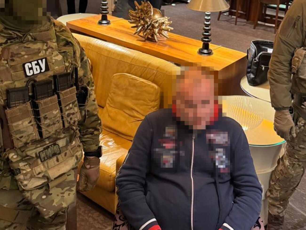 СБУ задержала фигуранта во время передачи ему $900 тыс. аванса