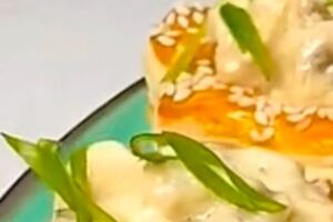 Квіти із листкового тіста – цікава закуска на святковий стіл