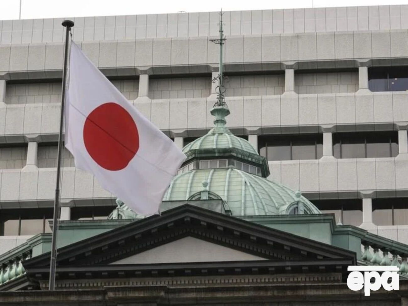 Общий объем помощи от Японии составляет $12 млрд