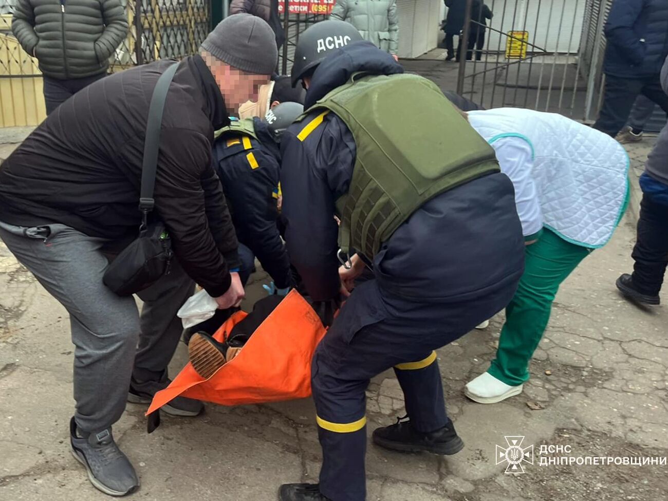 Поранених доправили в лікарню