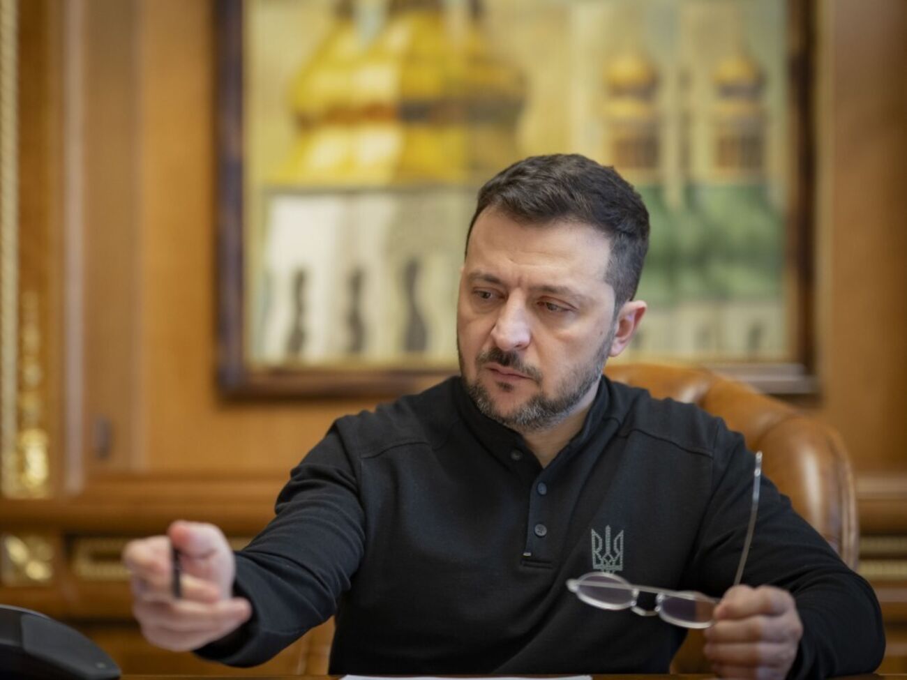 Зеленский подписал закон, отменяющий некоторые нормы недавно принятого закона о повышении налогов