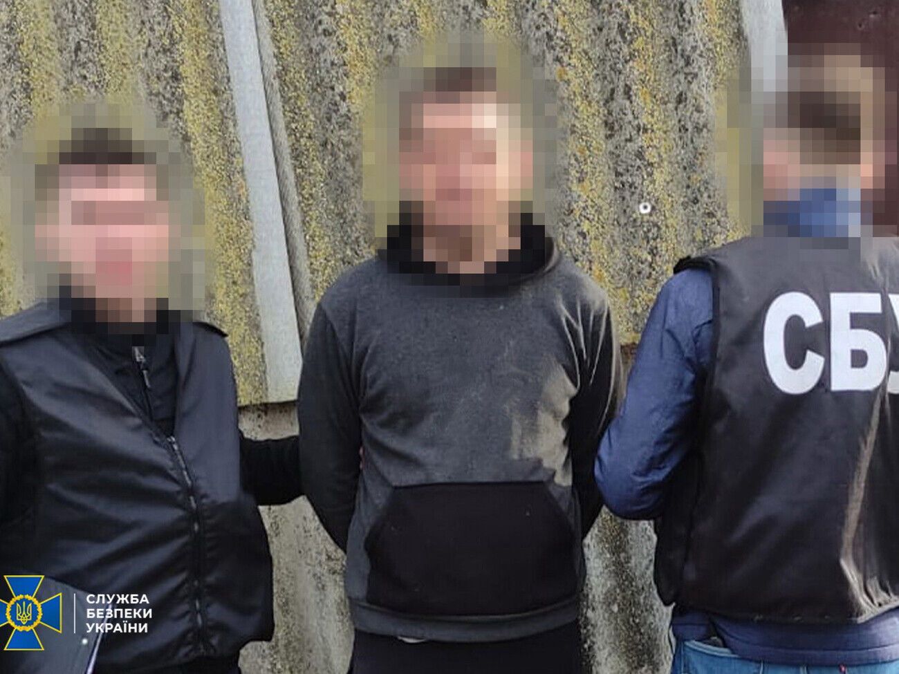 25-річний житель підтримав російських окупантів і добровільно погодився чергувати на їхніх блокпостах