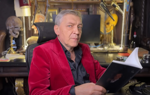 Знаючи, що в підбитому літаку живі люди, його скерували в море. Це настільки по-путінськи, що не дивує