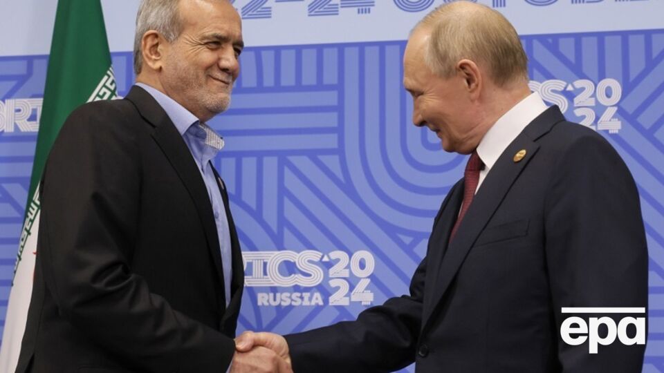Пезешкиан планирует подписать с Путиным договор о всеобъемлющем сотрудничестве между Ираном и РФ, отметили в иранском посольстве