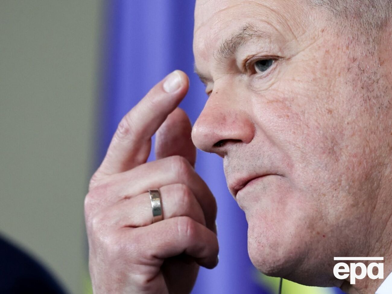 Украина находится на пути к вступлению в ЕС, отметил Шольц