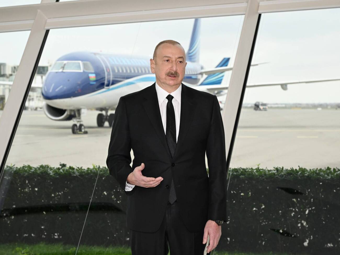 Алиев отметил, что азербайджанский самолет "сбили случайно"