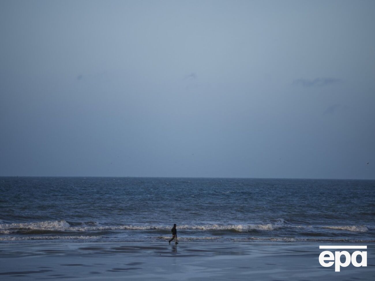 2024 року, намагаючись перетнути Ла-Манш невеликими човнами, загинуло 76 людей, зазначив ЗМІ