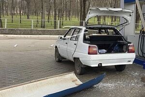 В результате российской дроновой атаки в Марганецкой общине повреждены АЗС и две легковые машины, рассказали в ОВА