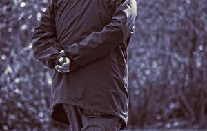 Насилие в отношении пожилых людей чаще всего бывает из-за финансов, отметил сервис