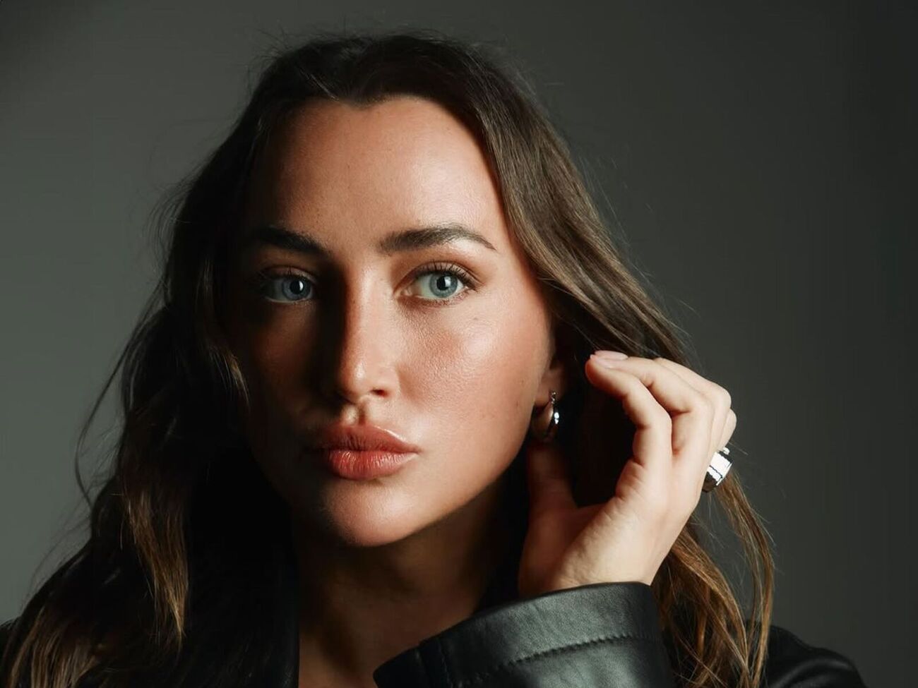 Ризатдинова: У нас тоже требовательные тренеры, но такого, чтобы "подкладывали" или даже знакомили, такого не было