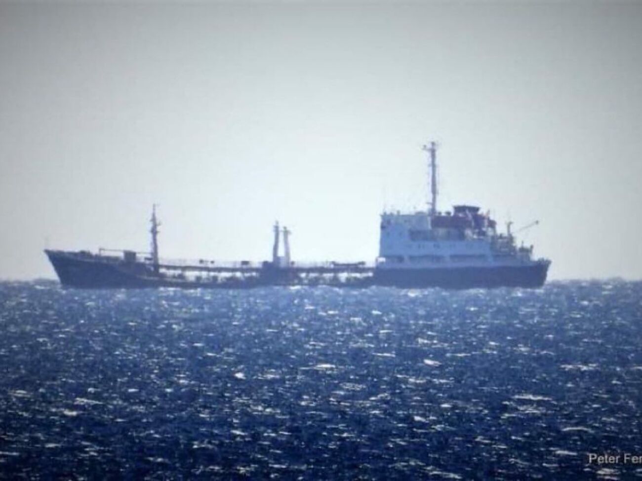 С базы в сирийском Тартусе вышло российское судно "Ельня"