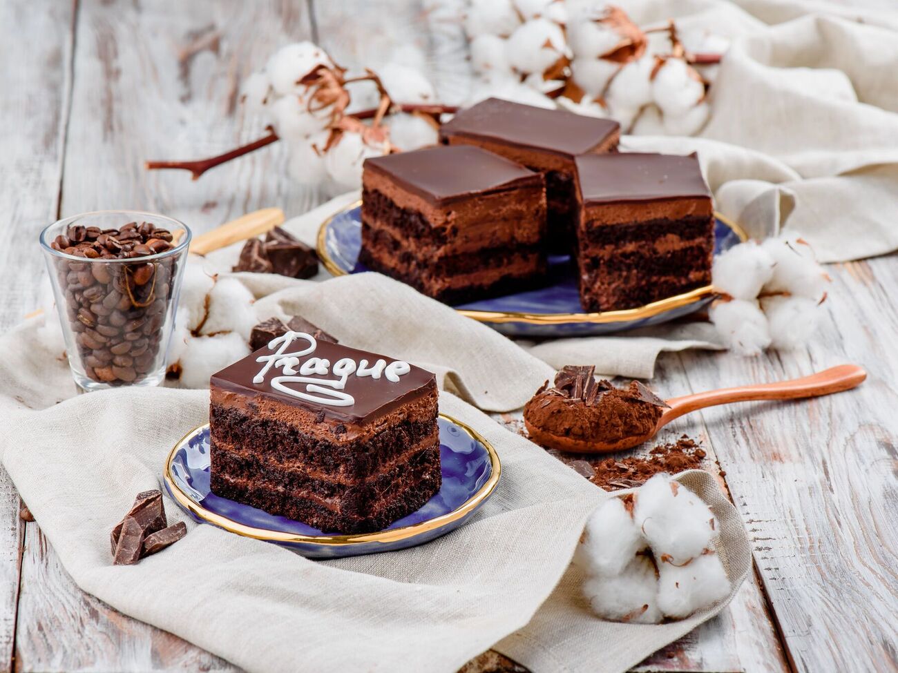 Торт должен настояться перед подачей