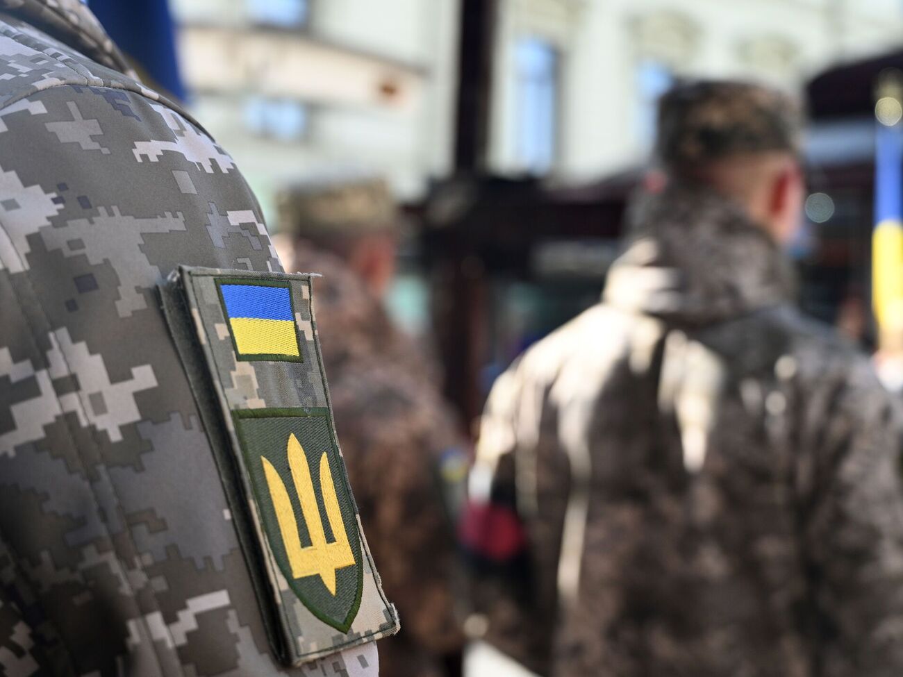 Украинцы, которым исполняется 17 лет, смогут стать на учет призывников с помощью электронного кабинета