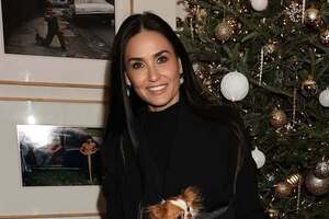 Мур стала бабушкой в 2023 году