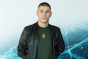 По словам Дидура, готовить медовик его научили бабушка и мама