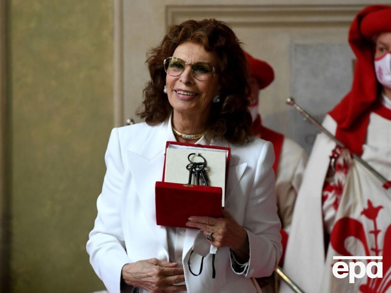 Лорен родила первенца в 1968 году