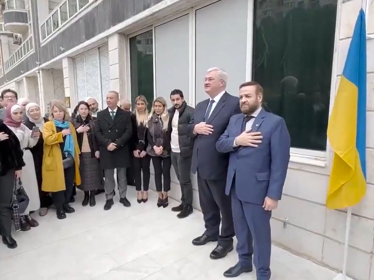 Сибіга 30 грудня підняв український прапор над почесним консульством України в Дамаску