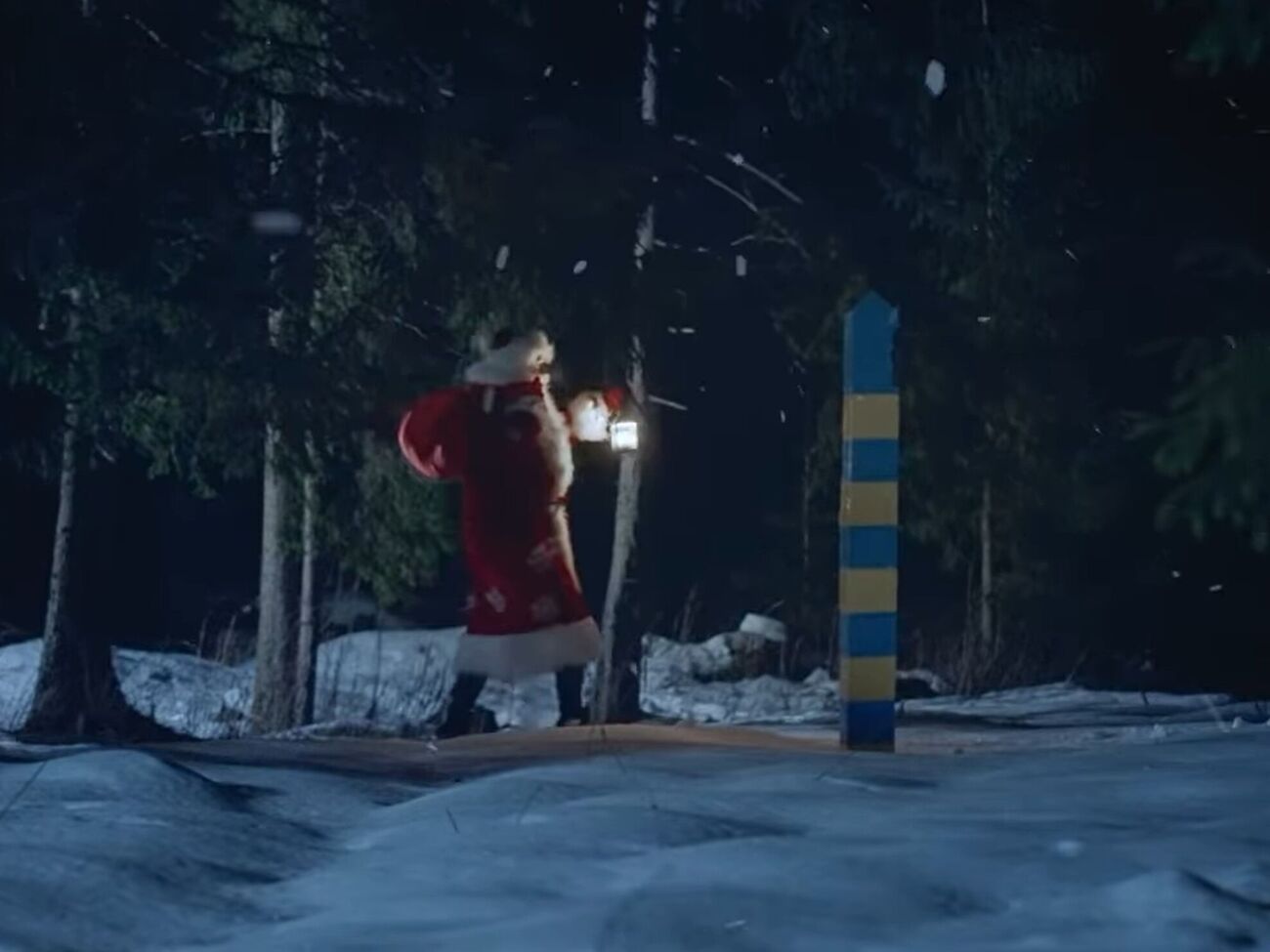 Санта пересек границу Украины, заверили в ГПСУ в видеоролике