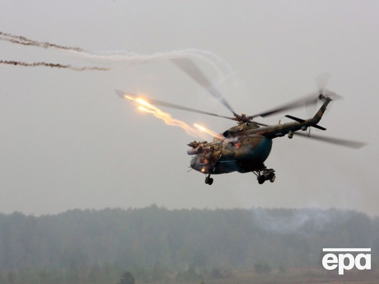 Силы обороны сбили российский вертолет Ми-8, еще один поврежден