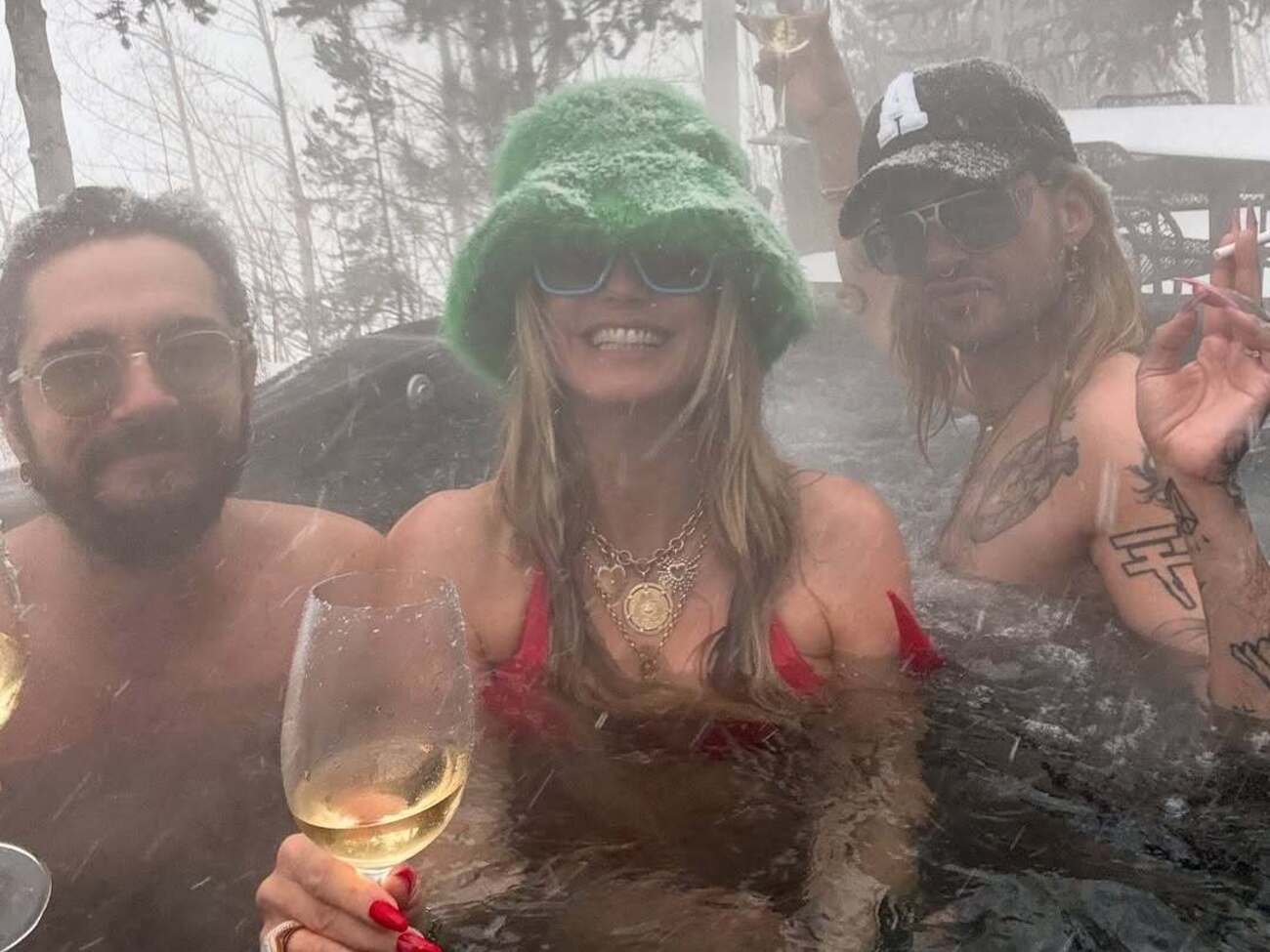 Клум показала розважання з братами-близнюками