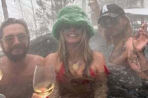 Клум показала розважання з братами-близнюками